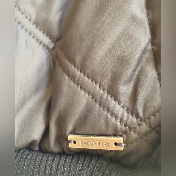 Prana Esla Charcoal Quilted Puffer Jacket *NEW WITH TAGS* - Picture 8 of 16